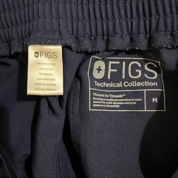 Figs Scrubs Technical Collection Cargo Utility Pants Blue Size Medium 10 Pockets - Picture 8 of 9